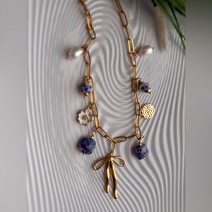 Chic Gold and Blue Beaded Necklace with Bow Accent